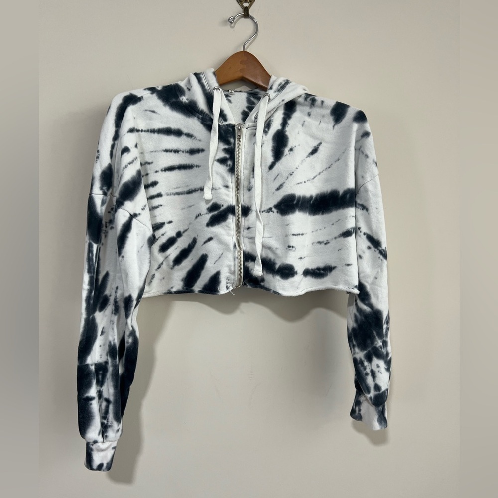Week-End Tie Dye Cropped Hoodie. Excellent Condition. Size SM